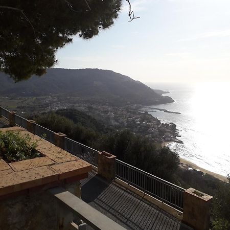 Casa Francesca E Rooms Santa Maria di Castellabate Luaran gambar